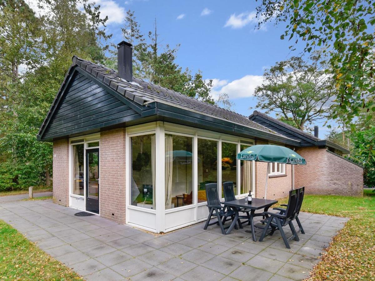 Hotel Landal Rabbit Hill Nieuw-Milligen Exterior foto